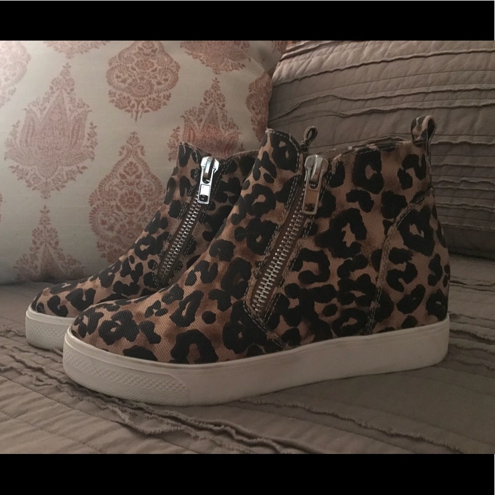 Steve Madden wedge sneaker